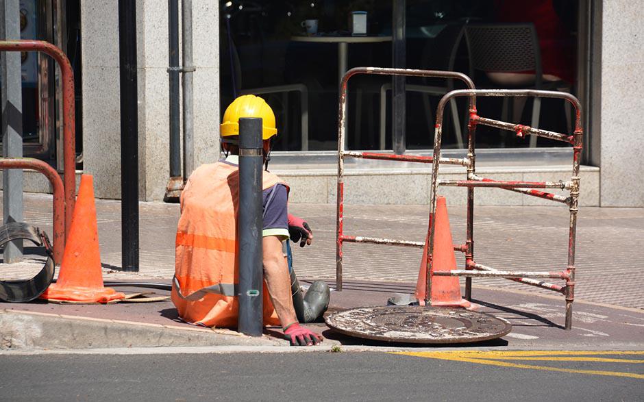débouchage égout Paris 12